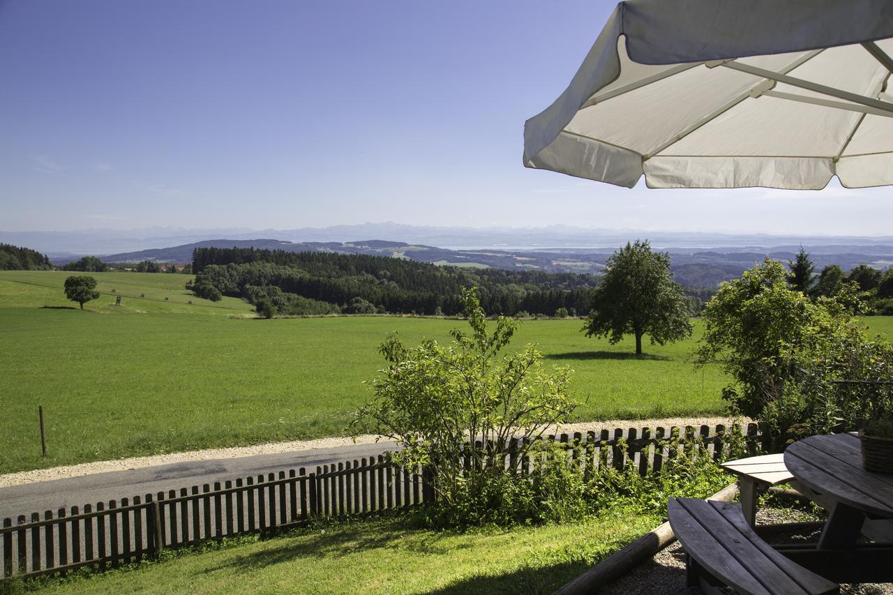 Hotel Berggasthof Höchsten Illmensee Exterior foto